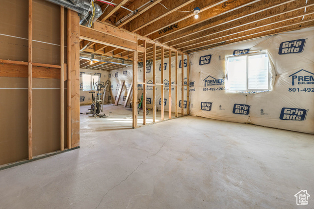 Photo 44 for MLS #2118807 at 576 E Hearth Ln