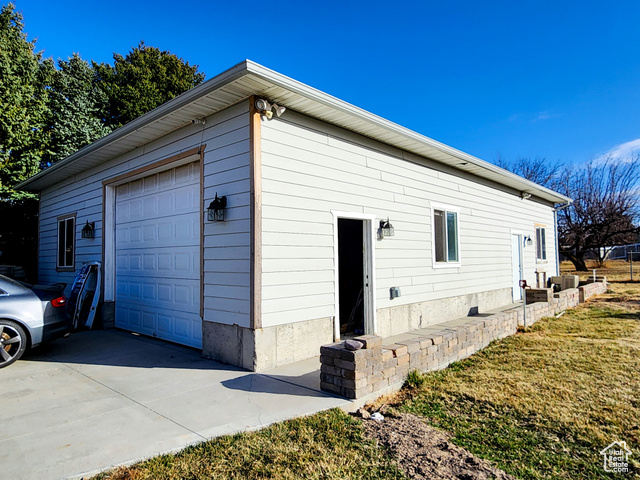 Photo 5 for MLS #2118808 at 3639 W Jasmine St