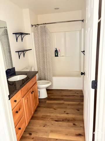 Photo 10 for MLS #2118810 at 2522 W 500 South #6