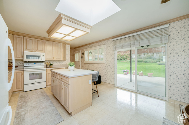 Photo 13 for MLS #2118813 at 209 E Dorchester Dr