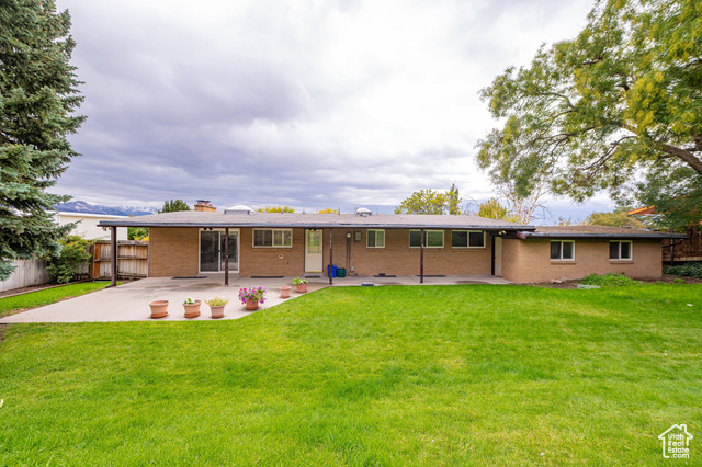 Photo 30 for MLS #2118813 at 209 E Dorchester Dr