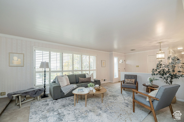 Photo 7 for MLS #2118813 at 209 E Dorchester Dr
