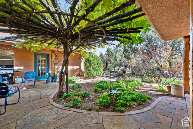 Photo 27 for MLS #2118818 at 1535 W Mcintosh Cir