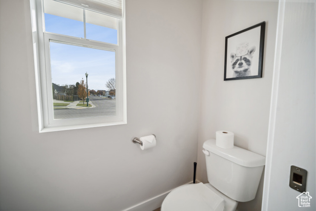 Photo 12 for MLS #2118821 at 856 W 1840 North