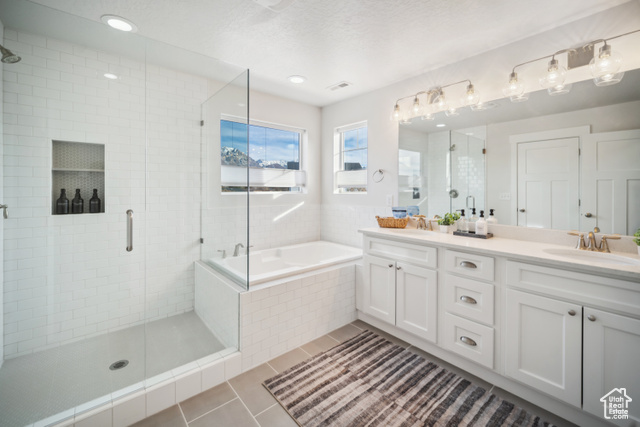 Photo 4 for MLS #2118821 at 856 W 1840 North