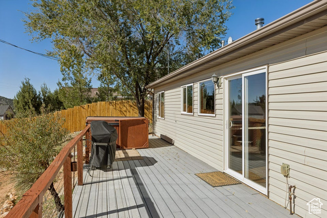 Photo 21 for MLS #2118823 at 370 E Foothill Cir
