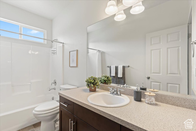 Photo 12 for MLS #2118828 at 171 W 650 North