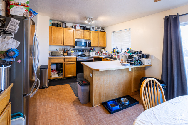 Photo 11 for MLS #2118829 at 1751 W 270 South