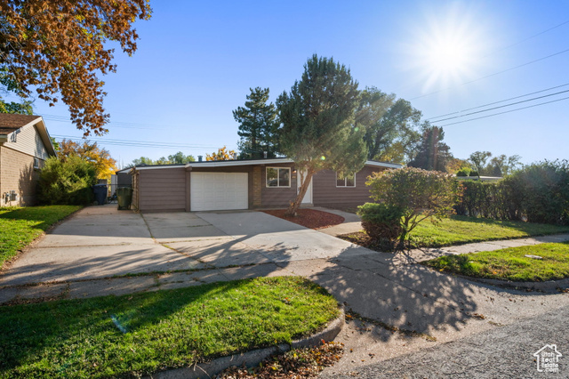 Photo 3 for MLS #2118839 at 681 E 1000 North