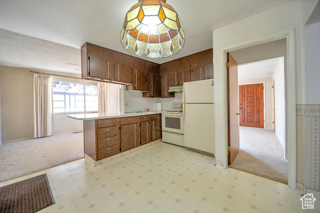 Photo 7 for MLS #2118841 at 3201 S Barney St