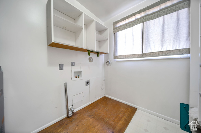 Photo 9 for MLS #2118841 at 3201 S Barney St