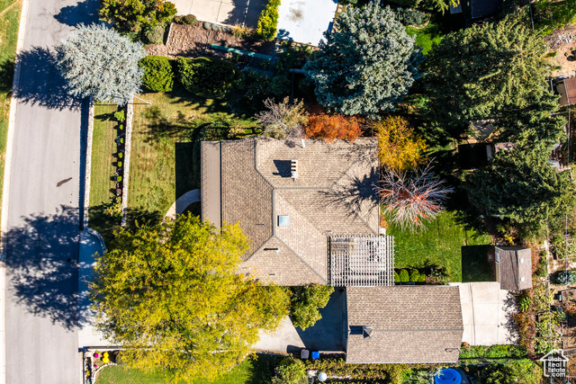 Photo 40 for MLS #2118845 at 1840 E Grover Ln