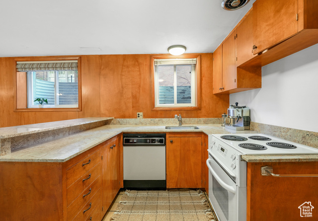 Photo 16 for MLS #2118848 at 1370 S Filmore St