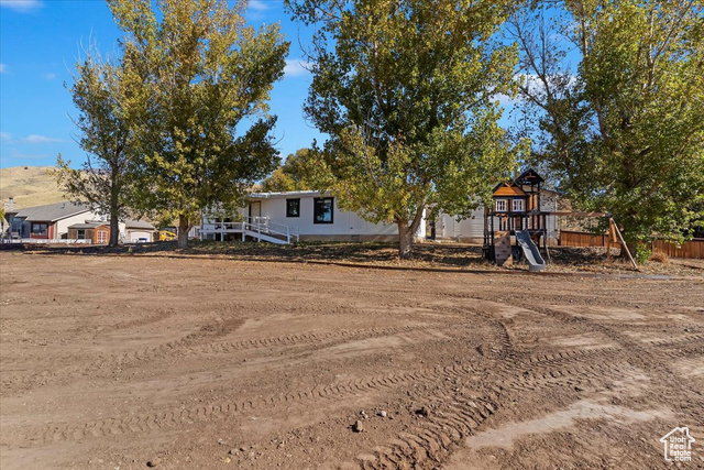 Photo 18 for MLS #2118854 at 2301 W Old Highway Rd