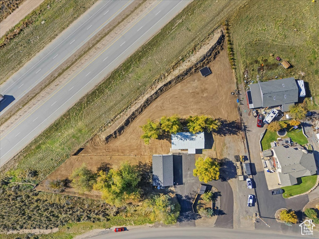 Photo 23 for MLS #2118854 at 2301 W Old Highway Rd