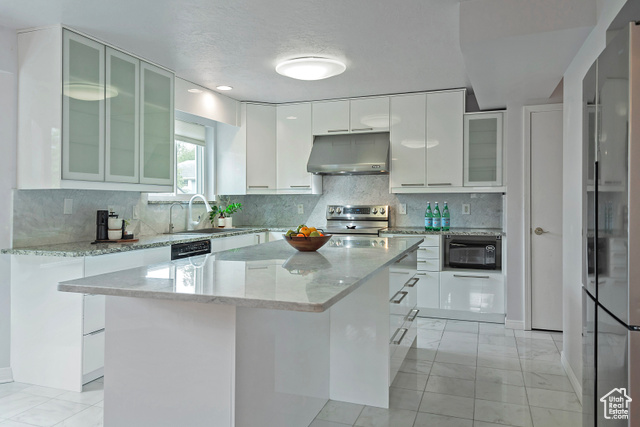 Photo 10 for MLS #2118855 at 1990 E Terra Vista Way