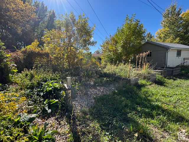 Photo 12 for MLS #2118862 at 3936 S Evelyn Rd