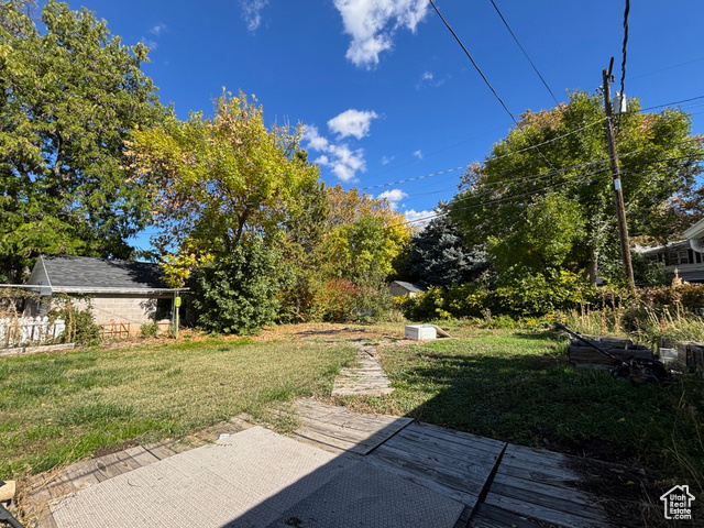 Photo 10 for MLS #2118862 at 3936 S Evelyn Rd