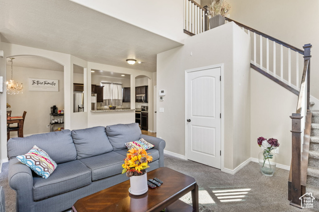 Photo 7 for MLS #2118871 at 1547 W Kinloch Way
