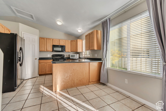 Photo 12 for MLS #2118874 at 883 W 660 South