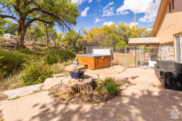Photo 5 for MLS #2118875 at 2711 Old City Park