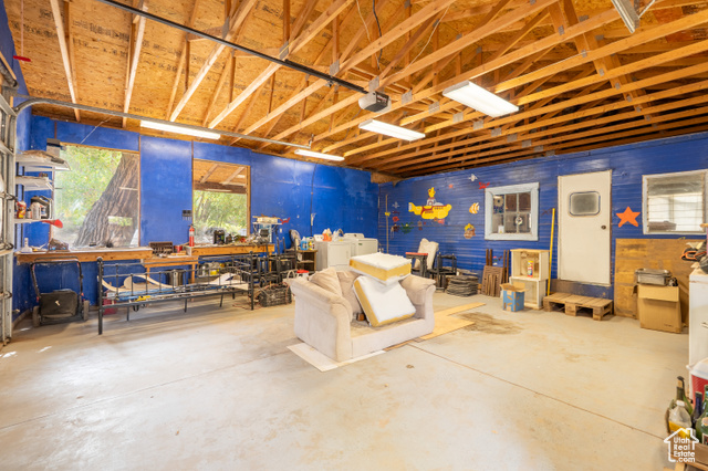 Photo 42 for MLS #2118875 at 2711 Old City Park