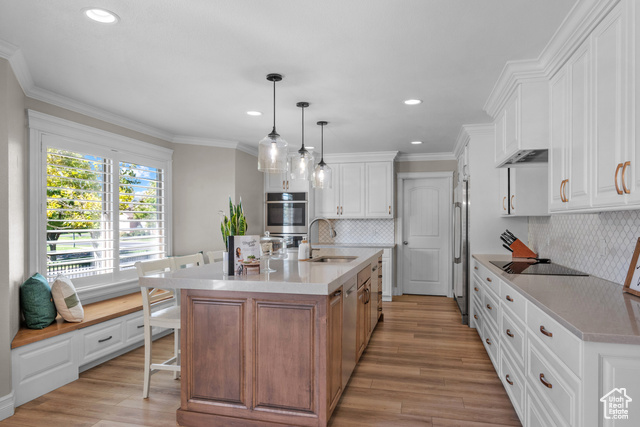 Photo 10 for MLS #2118876 at 10587 N Avalon