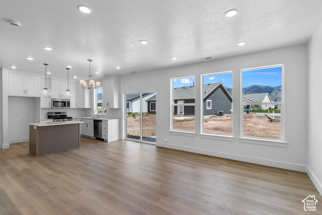 Photo 7 for MLS #2118884 at 544 N 800 West