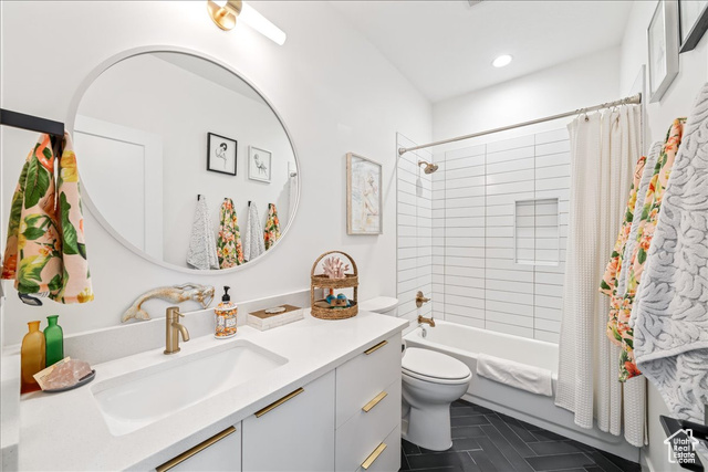Photo 32 for MLS #2118891 at 1823 W 180 N St
