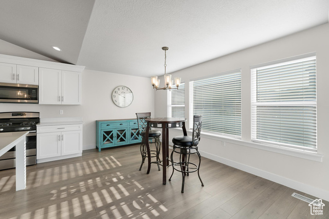Photo 8 for MLS #2118892 at 4602 N Kings Peak Way