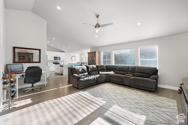 Photo 4 for MLS #2118892 at 4602 N Kings Peak Way