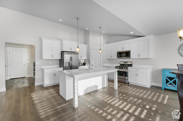 Photo 6 for MLS #2118892 at 4602 N Kings Peak Way