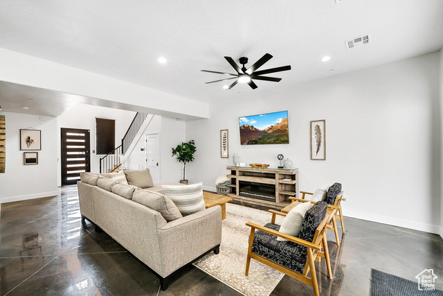 Photo 6 for MLS #2118895 at 1460 S Windsor Pkwy #2
