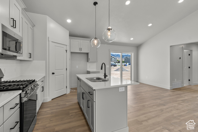 Photo 12 for MLS #2118903 at 570 N 600 West
