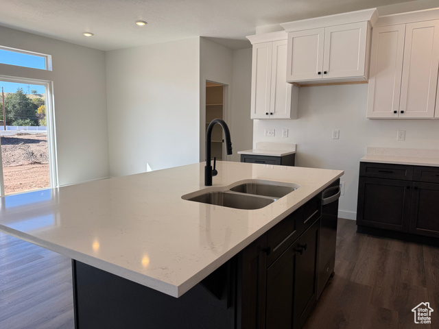 Photo 6 for MLS #2118904 at 945 W Motor Vu Dr #206
