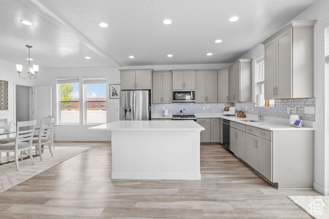Photo 10 for MLS #2118905 at 873 S Sunflower Ln
