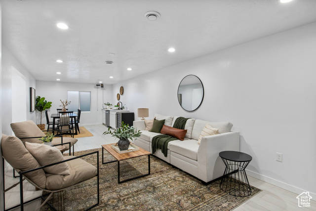 Photo 51 for MLS #2118905 at 873 S Sunflower Ln