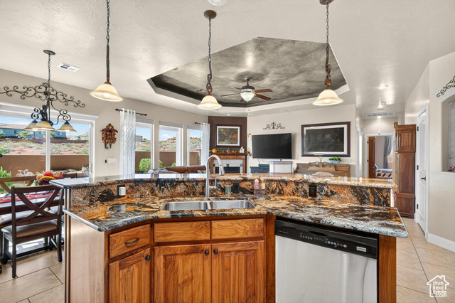 Photo 9 for MLS #2118908 at 567 N La Ruta Dr