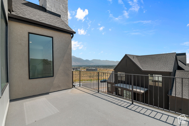 Photo 12 for MLS #2118911 at 4323 N Maple Hollow Blvd #114
