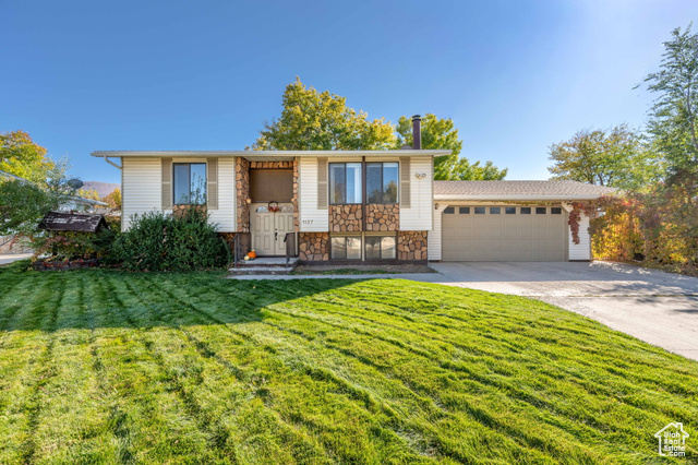View photos for 1137 W Brook St MLS #2118912 - 1137 W Brook St