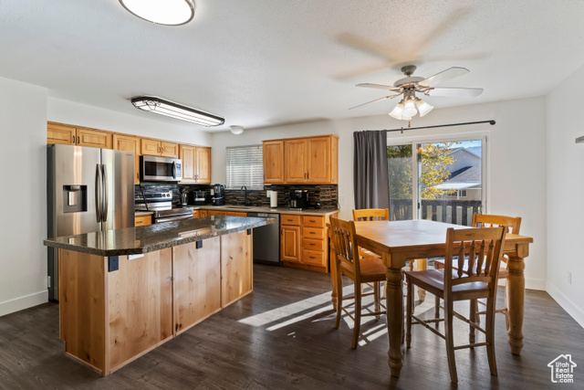 Photo 7 for MLS #2118913 at 668 N 275 East