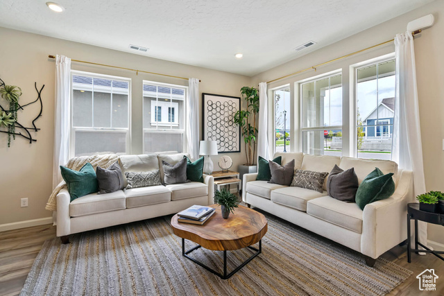 Photo 3 for MLS #2118914 at 11654 Gannett Way #555