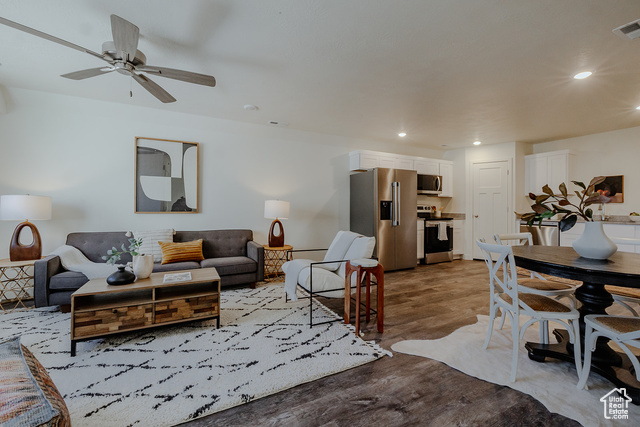 Photo 5 for MLS #2118918 at 2204 S 1080 East