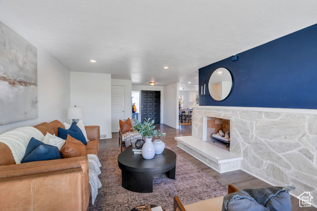 Photo 7 for MLS #2118928 at 59 W Princeton Dr