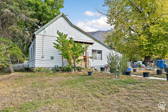 Photo 12 for MLS #2118929 at 525 E 200 North