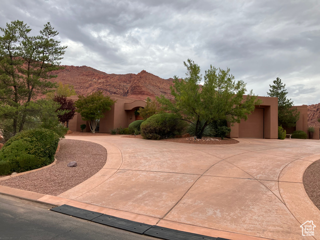 Photo 4 for MLS #2118931 at 1068 E Grandview Dr