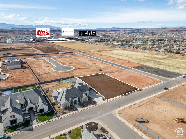 2744 S LEAF LN, Washington UT 84780
