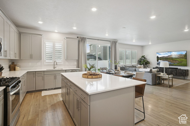 Photo 7 for MLS #2118938 at 313 W Snowberry Dr
