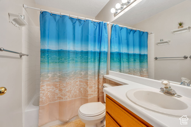 Photo 13 for MLS #2118940 at 789 Country Club Dr
