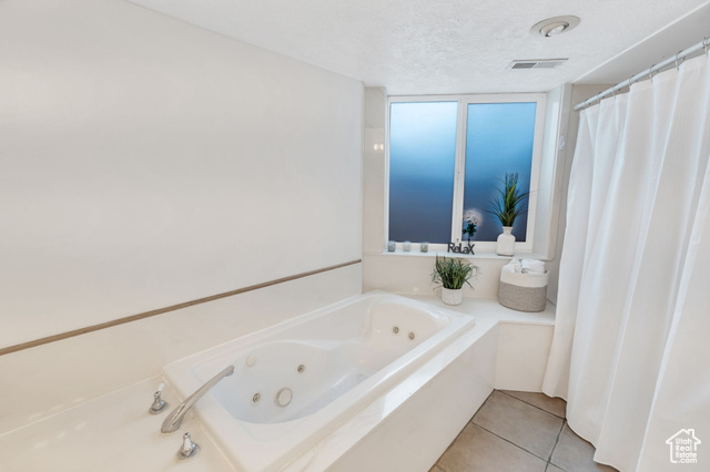 Photo 17 for MLS #2118940 at 789 Country Club Dr
